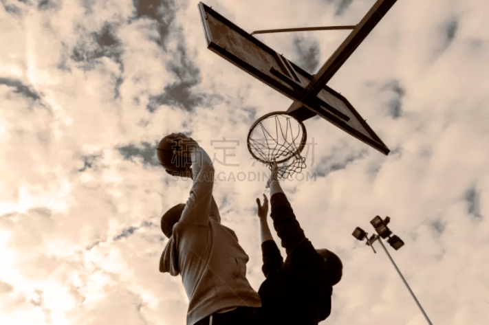 2进2出，再见利物浦！曝英超名帅空降，欧冠功勋离队