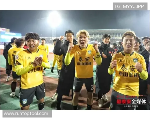 2022 重磅纪录：亚伦·贾吉达成 60 轰时刻，全场呼喊 MVP 震耳欲聋